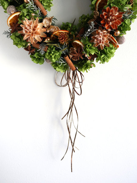 【送料無料・完成品】クリスマスリース（2025プリザGR）